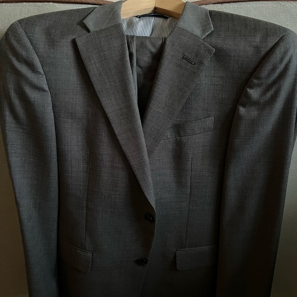 Dark Grey Men’s Suit